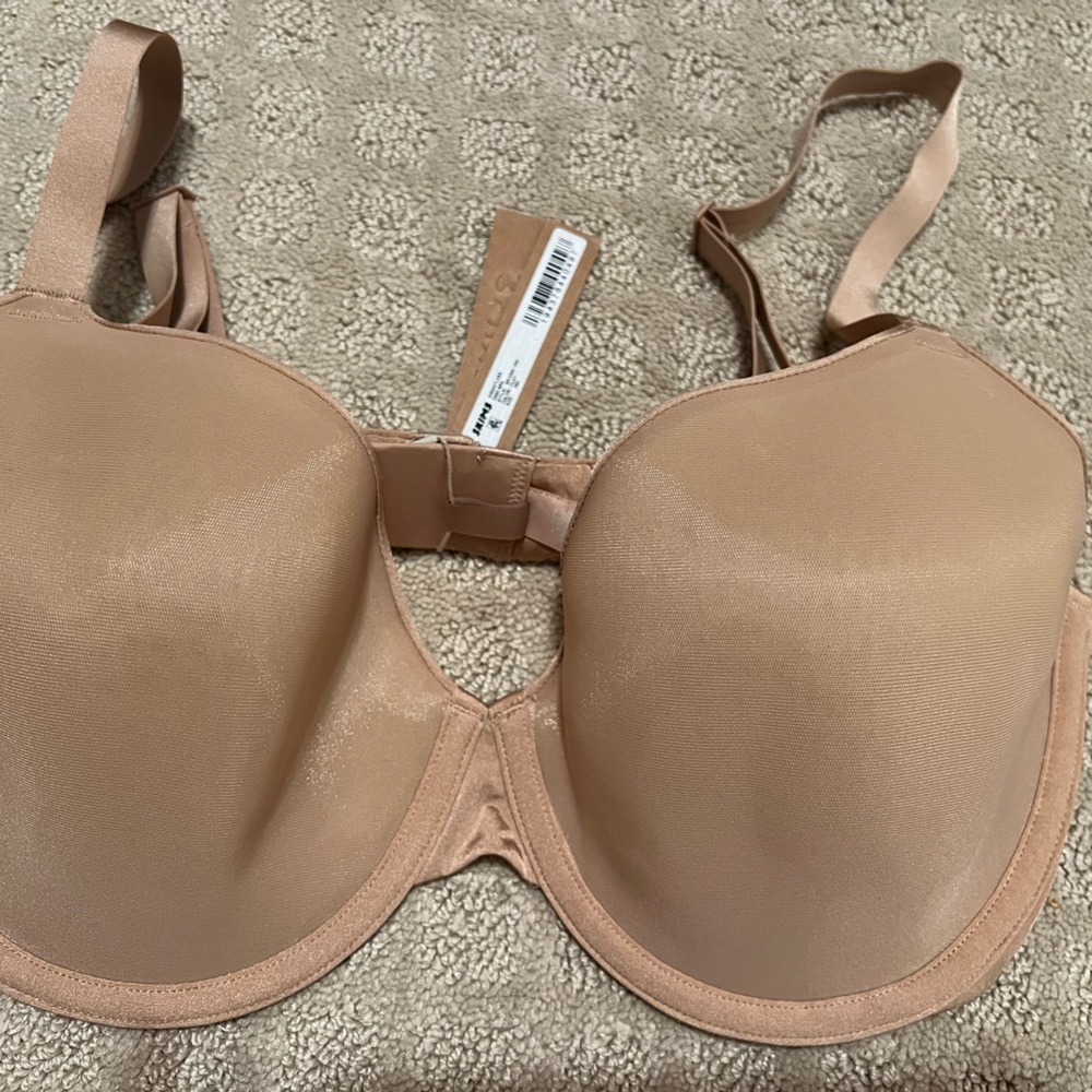 SKIMS Nude Underwire Bra